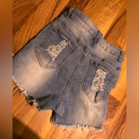 Jean shorts - Picture 2 of 4